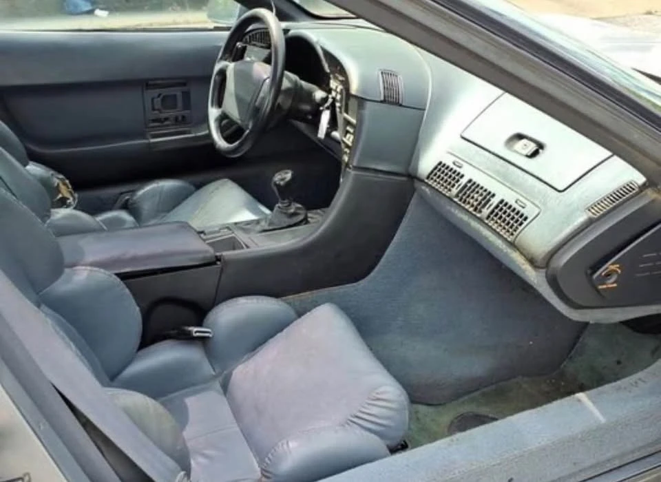 1990 Chevrolet Corvette C4 - Image 13 of 17