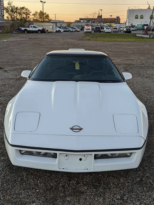 1990 Chevrolet Corvette C4 - Image 17 of 20
