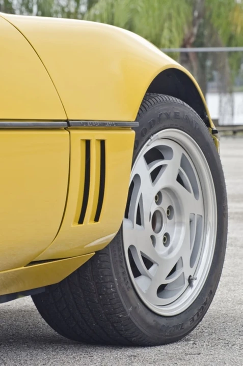 1990 Chevrolet Corvette C4 - Image 10 of 12
