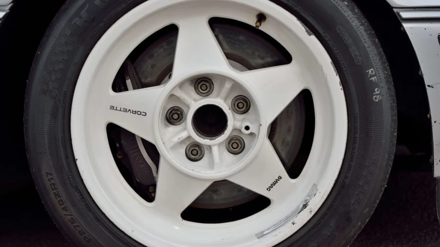 1990 Chevrolet Corvette C4 - Image 15 of 27