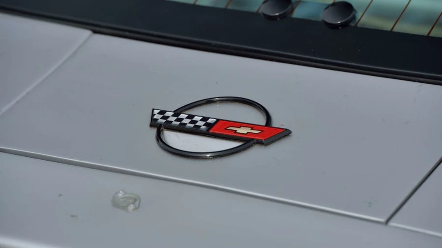 1990 Chevrolet Corvette C4 - Image 16 of 27