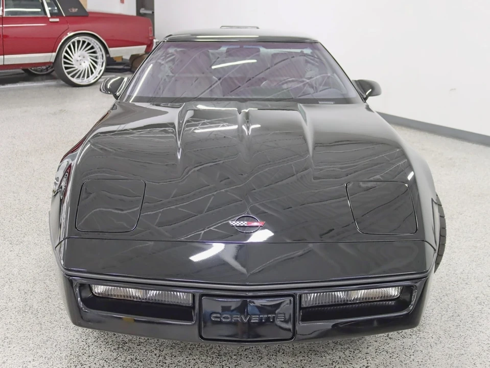 1990 Chevrolet Corvette C4 - Image 10 of 21