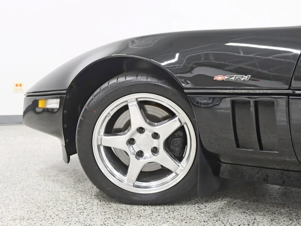 1990 Chevrolet Corvette C4 - Image 16 of 21
