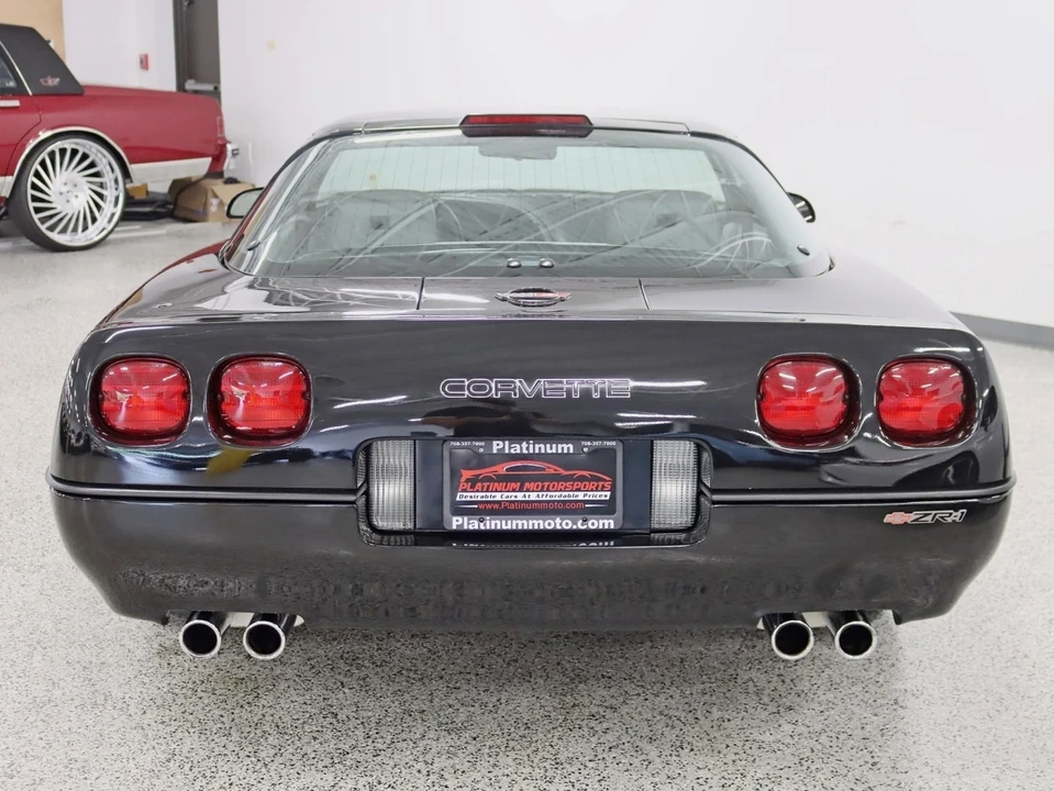 1990 Chevrolet Corvette C4 - Image 17 of 21