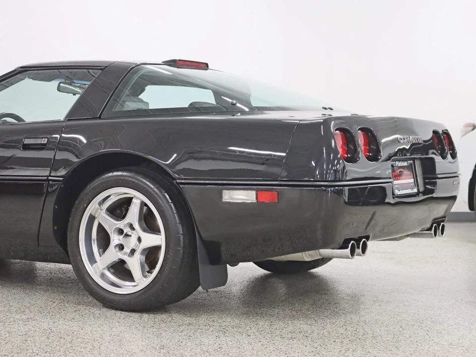 1990 Chevrolet Corvette C4 - Image 13 of 21