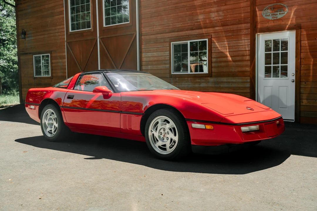 1990 Chevrolet Corvette C4 ZR1 - Image 24 of 31