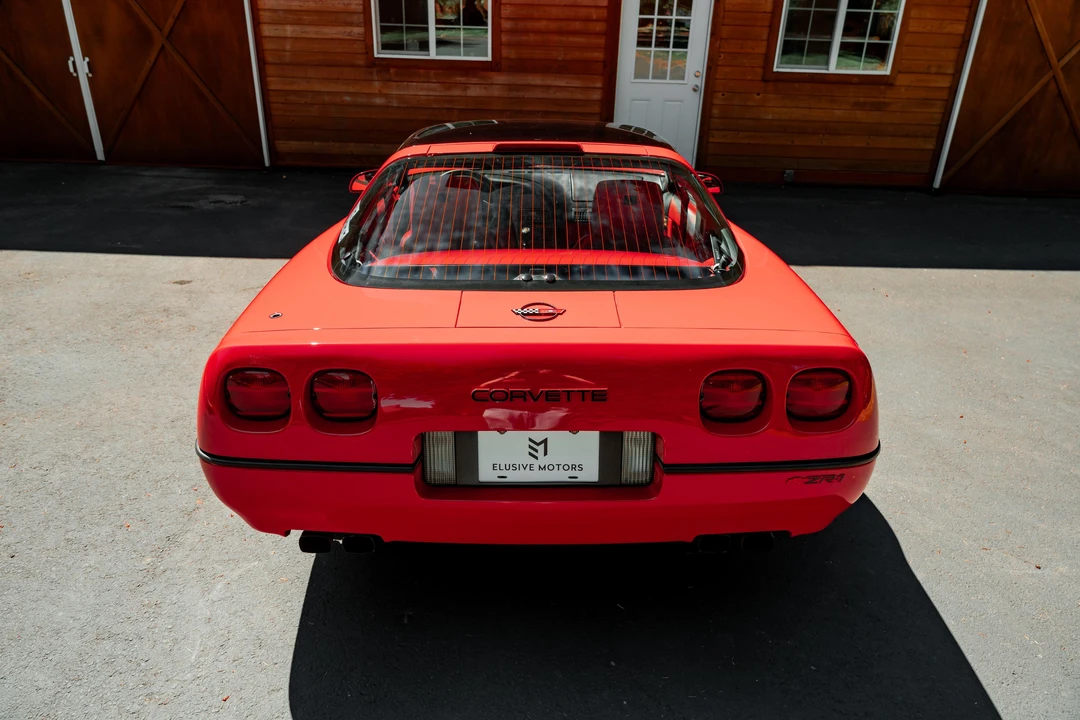 1990 Chevrolet Corvette C4 ZR1 - Image 18 of 31