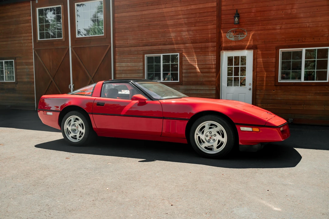 1990 Chevrolet Corvette C4 ZR1 - Image 23 of 31