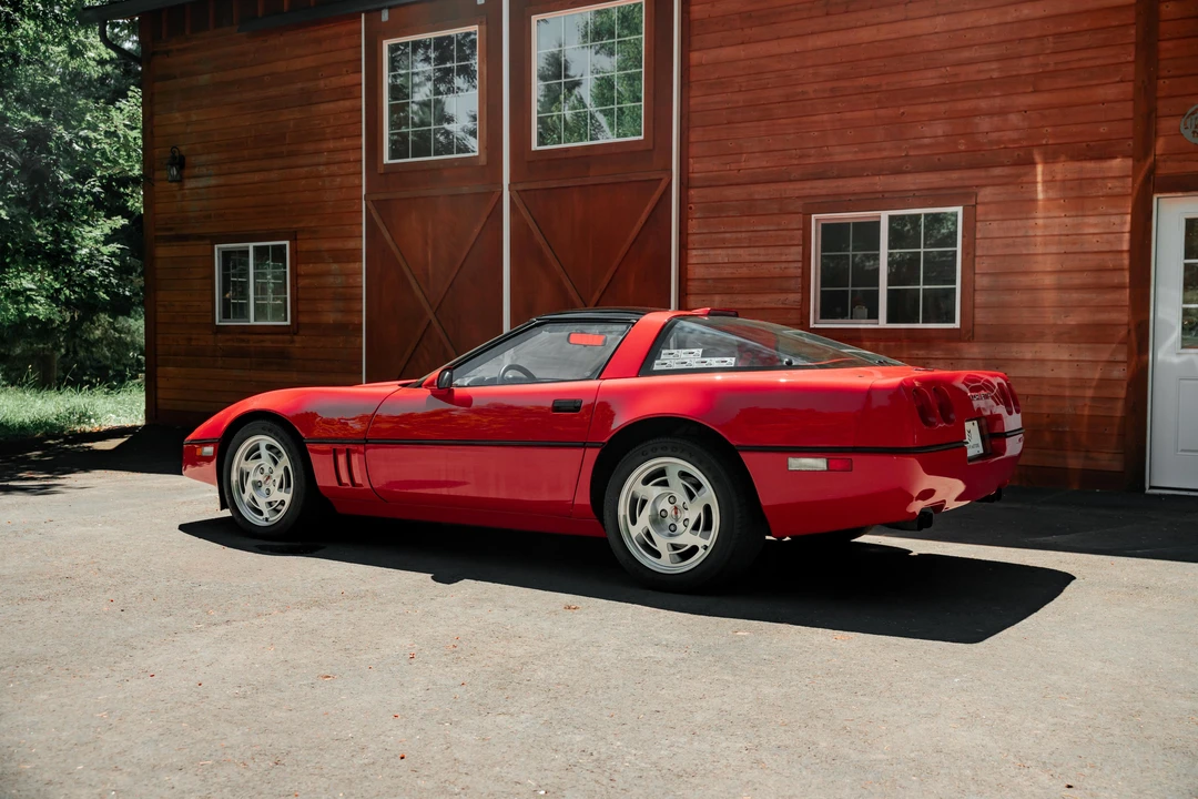 1990 Chevrolet Corvette C4 ZR1 - Image 16 of 31