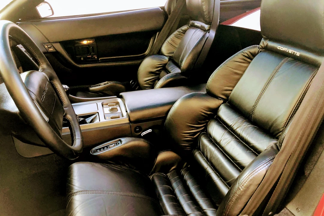 1990 Chevrolet Corvette C4 ZR1 - Image 27 of 31