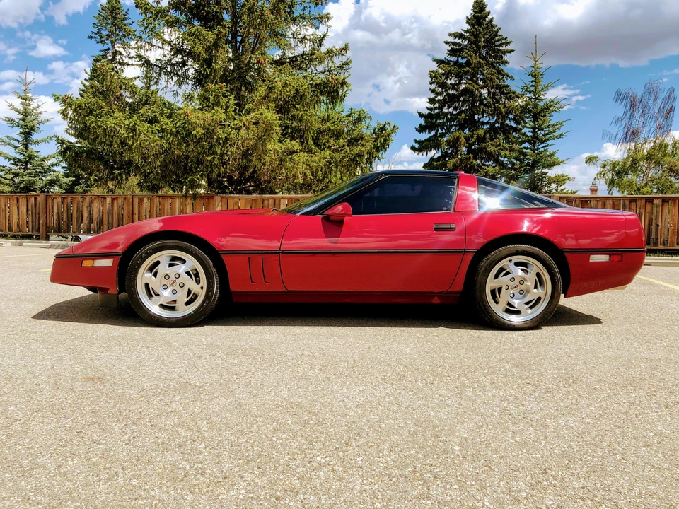 1990 Chevrolet Corvette C4 ZR1 - Image 9 of 31