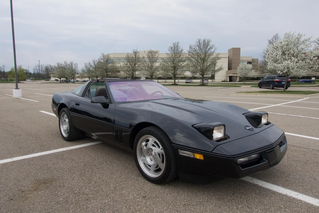 1990 Chevrolet Corvette C4 ZR1 - Image 10 of 31