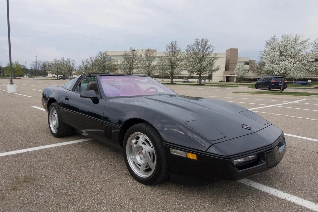 1990 Chevrolet Corvette C4 ZR1 - Image 11 of 31
