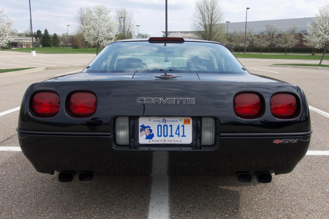 1990 Chevrolet Corvette C4 ZR1 - Image 5 of 31