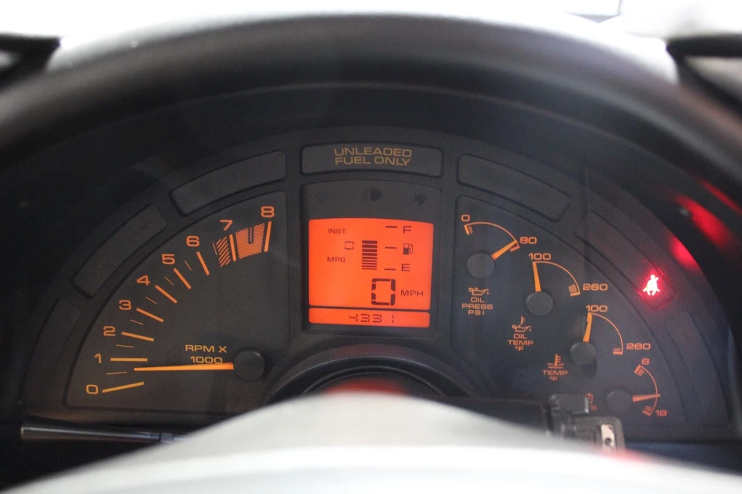 1990 Chevrolet Corvette C4 ZR1 - Image 19 of 21