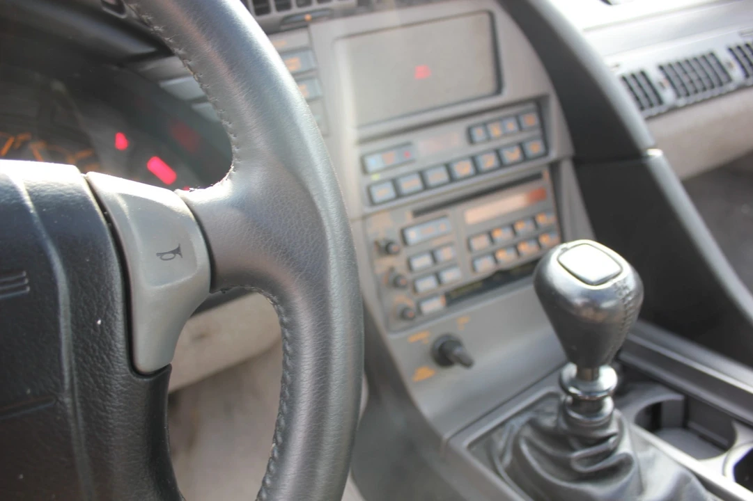 1990 Chevrolet Corvette C4 ZR1 - Image 15 of 21
