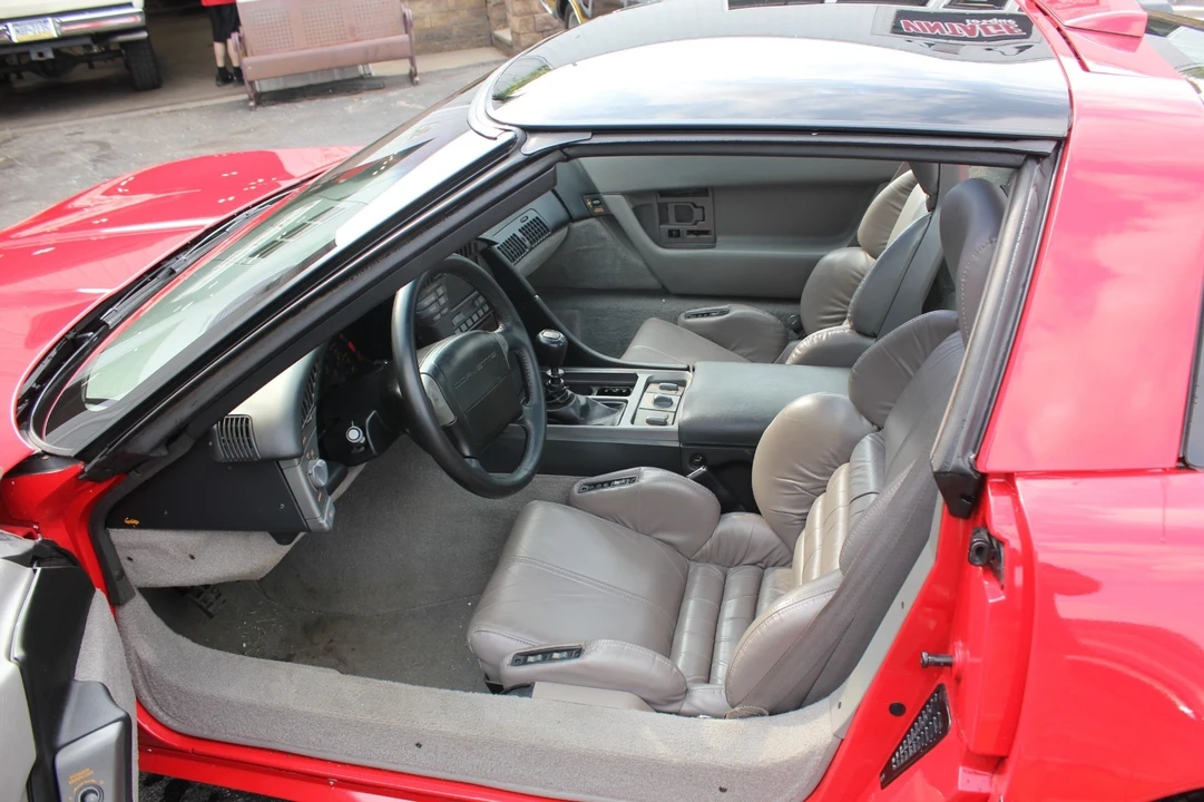 1990 Chevrolet Corvette C4 ZR1 - Image 14 of 21