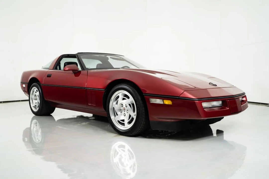 1990 Chevrolet Corvette C4 ZR1 - Image 17 of 21