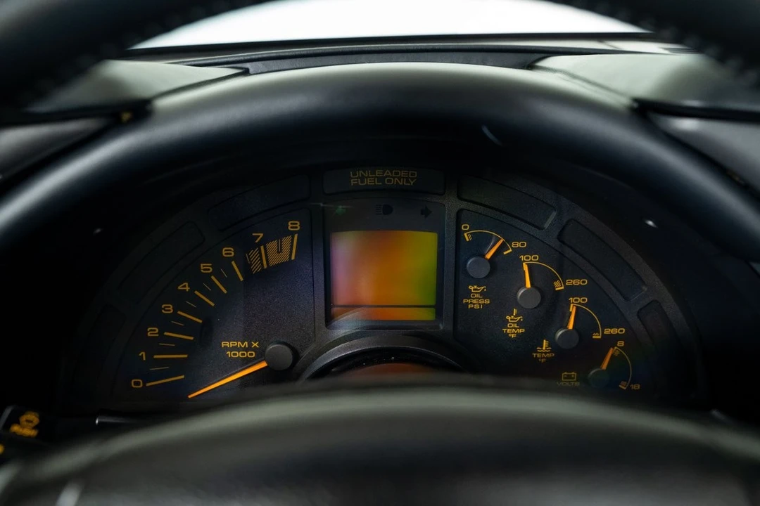 1990 Chevrolet - Image 27 of 31