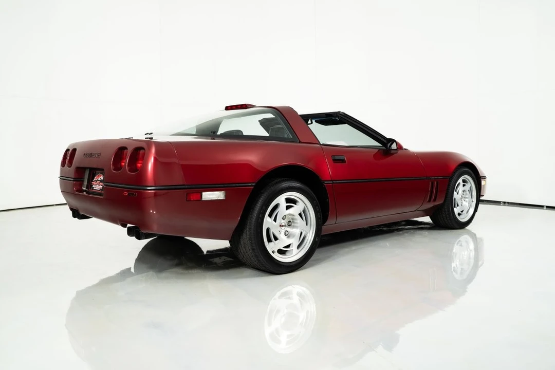 1990 Chevrolet Corvette C4 ZR1 - Image 14 of 21