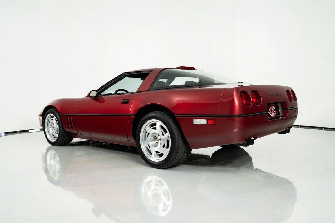 1990 Chevrolet Corvette C4 ZR1 - Image 10 of 12