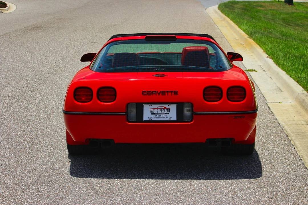 1990 Chevrolet Corvette C4 ZR1 - Image 5 of 31