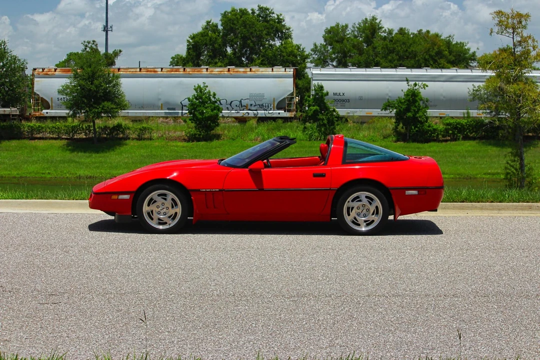 1990 Chevrolet Corvette C4 ZR1 - Image 3 of 31