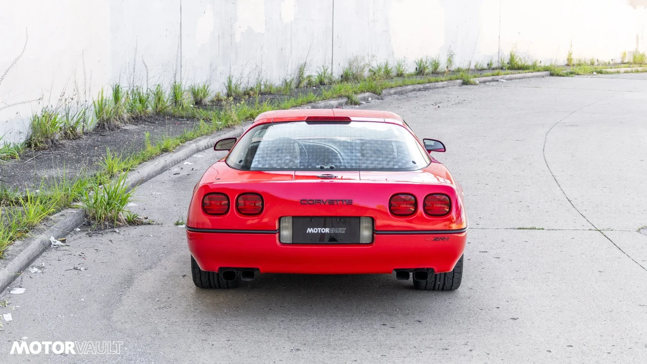 1990 Chevrolet Corvette C4 ZR1 - Image 3 of 14