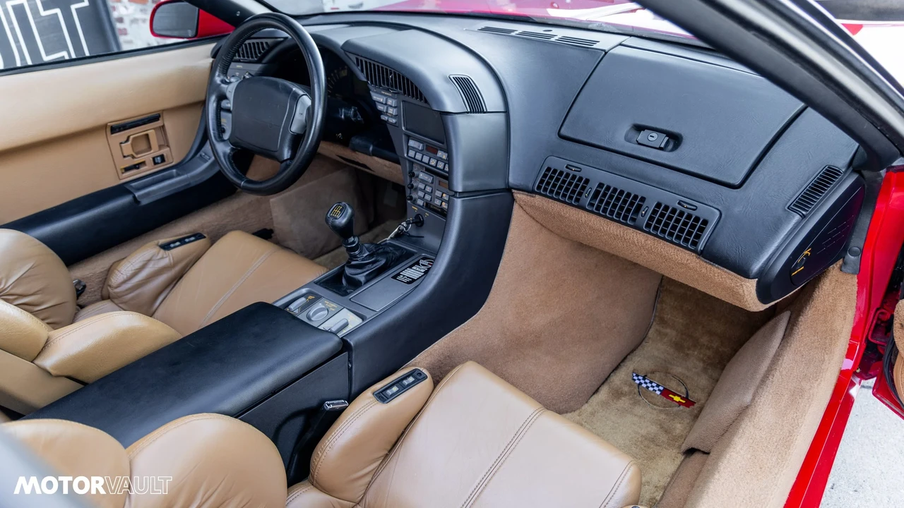 1990 Chevrolet Corvette C4 ZR1 - Image 9 of 14
