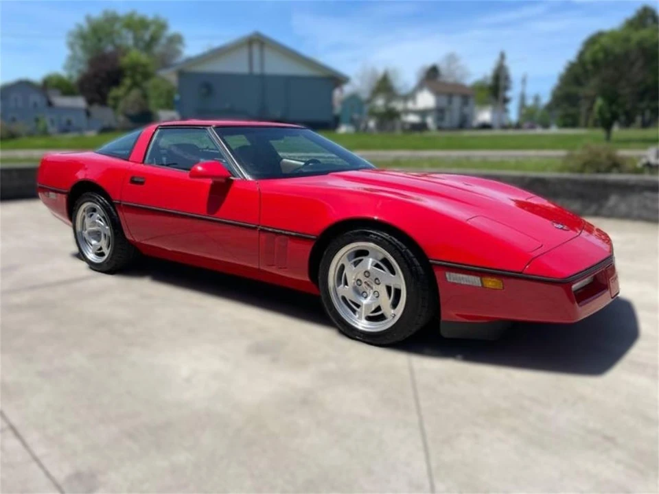 1990 Chevrolet Corvette C4 ZR1 - Image 7 of 31