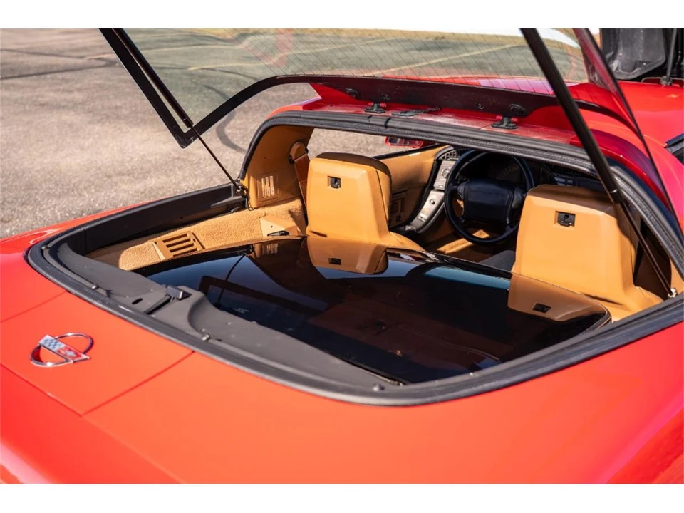 1990 Chevrolet Corvette C4 ZR1 - Image 16 of 31