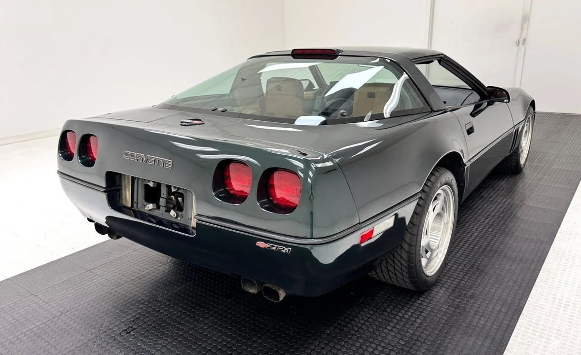 1990 Chevrolet Corvette C4 ZR1 - Image 5 of 31