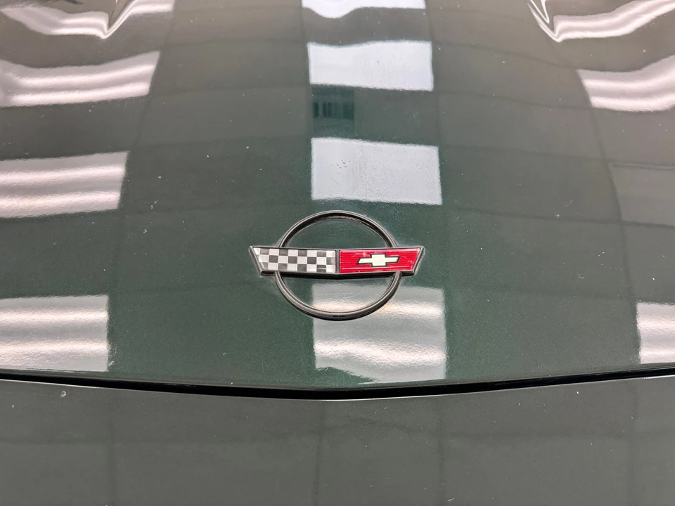 1990 Chevrolet Corvette C4 ZR1 - Image 9 of 31