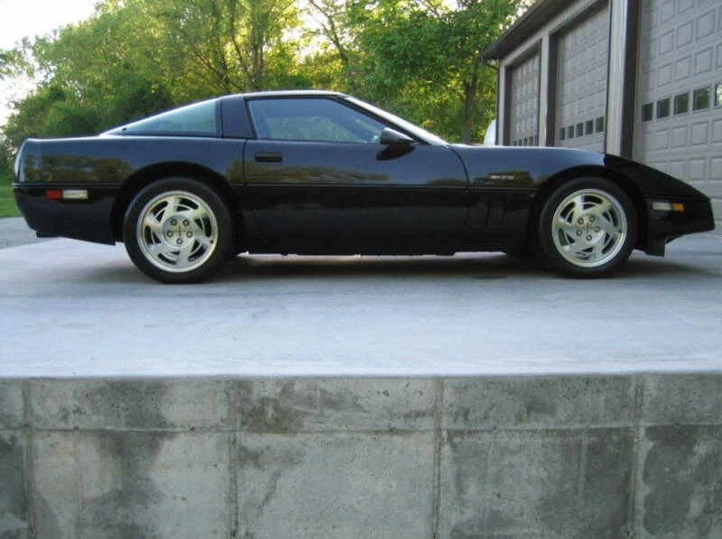1990 Chevrolet Corvette C4 ZR1 - Image 10 of 13