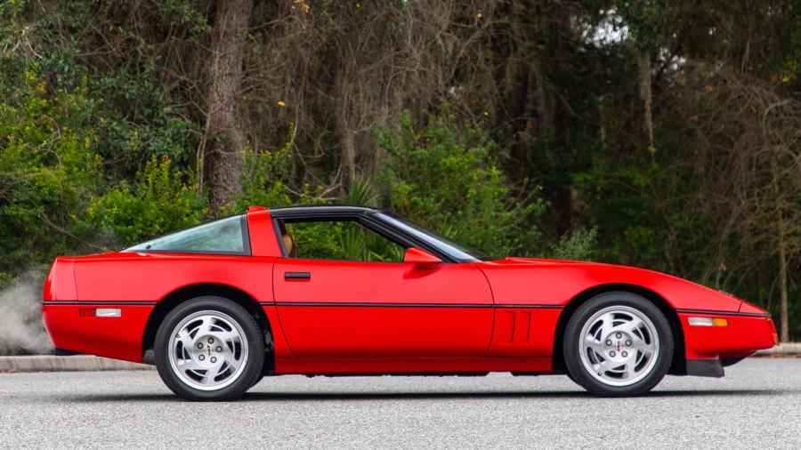 1990 Chevrolet Corvette C4 ZR1 - Image 8 of 12