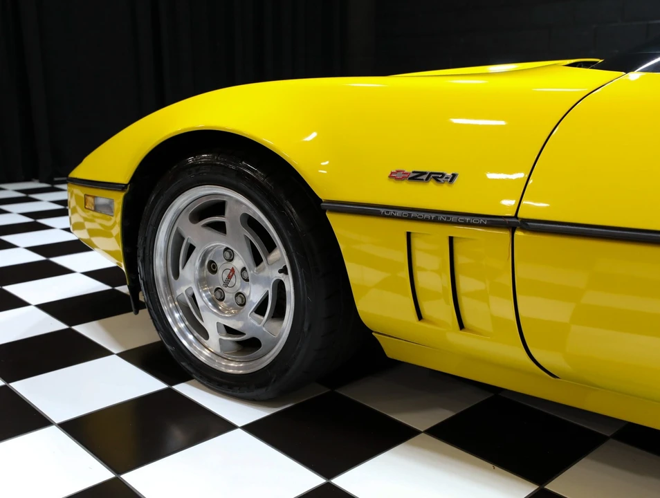1990 Chevrolet Corvette C4 ZR1 - Image 30 of 31