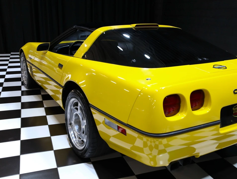 1990 Chevrolet Corvette C4 ZR1 - Image 27 of 31