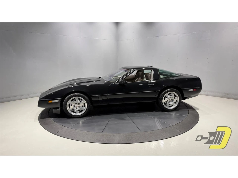 1990 Chevrolet Corvette C4 ZR1 - Image 2 of 31