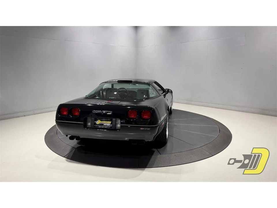 1990 Chevrolet Corvette C4 ZR1 - Image 7 of 31