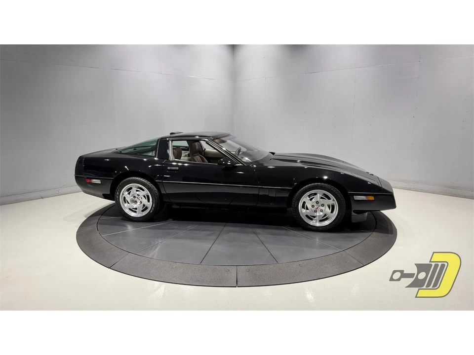 1990 Chevrolet Corvette C4 ZR1 - Image 11 of 31