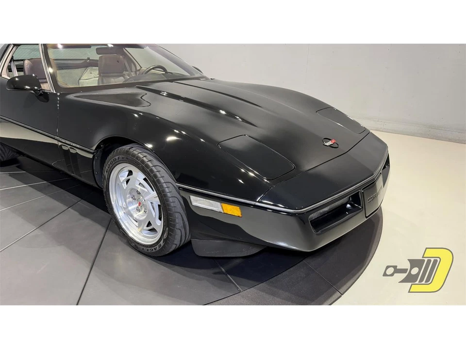 1990 Chevrolet Corvette C4 ZR1 - Image 18 of 31