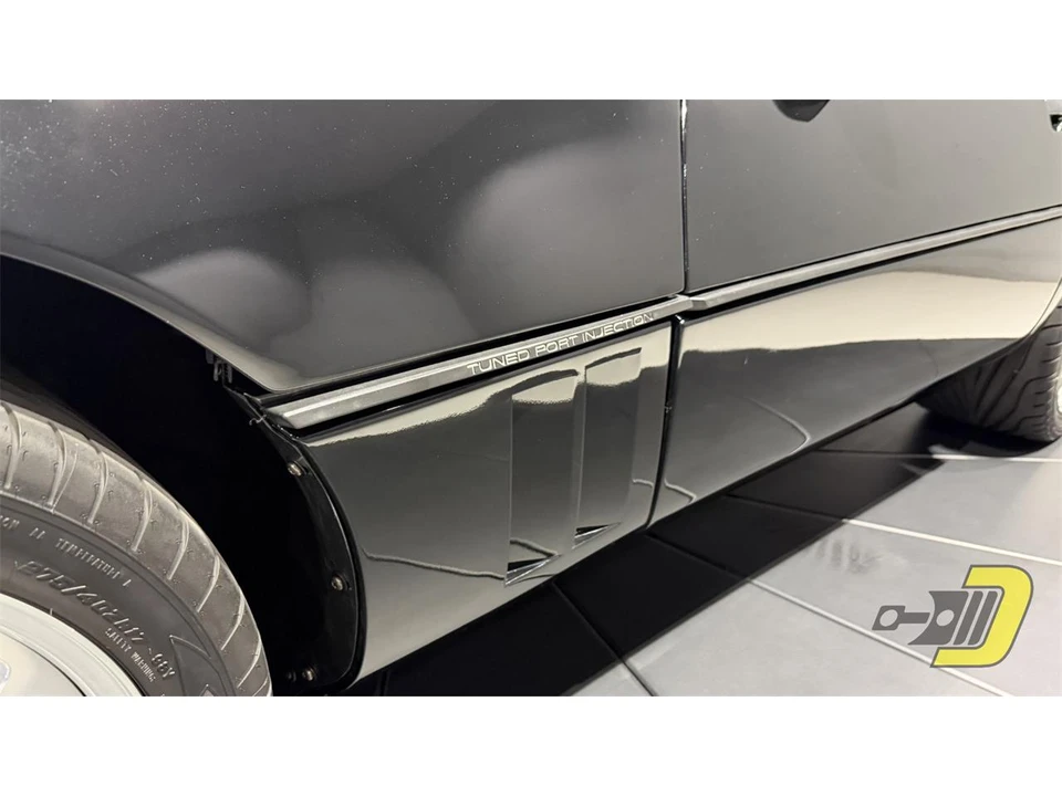 1990 Chevrolet Corvette C4 ZR1 - Image 22 of 31