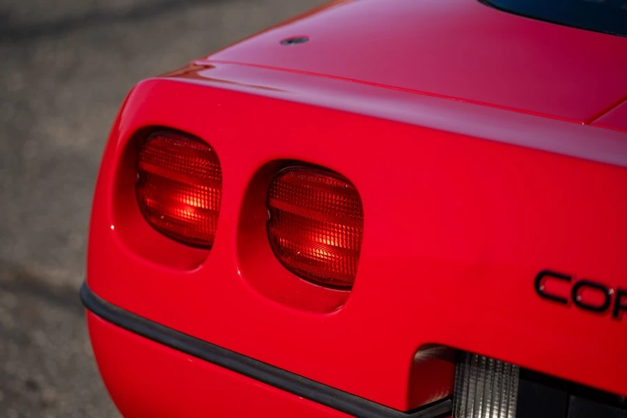 1990 Chevrolet Corvette C4 ZR1 - Image 11 of 31