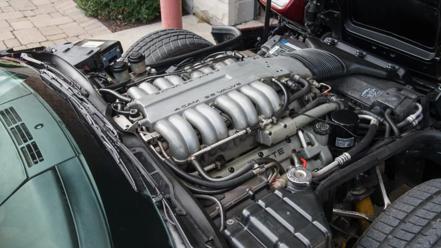 1990 Chevrolet Corvette C4 ZR1 - Image 6 of 12