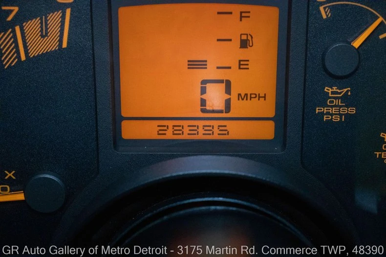 1990 Chevrolet Corvette C4 ZR1 - Image 19 of 31