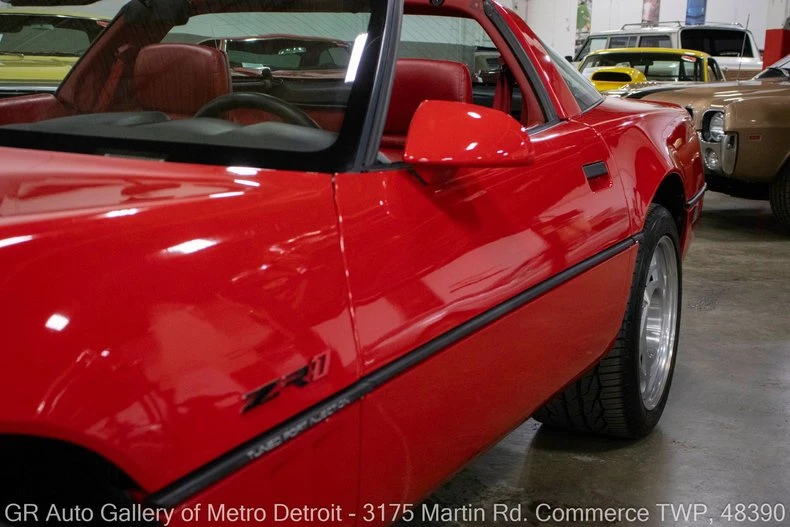 1990 Chevrolet Corvette C4 ZR1 - Image 22 of 31