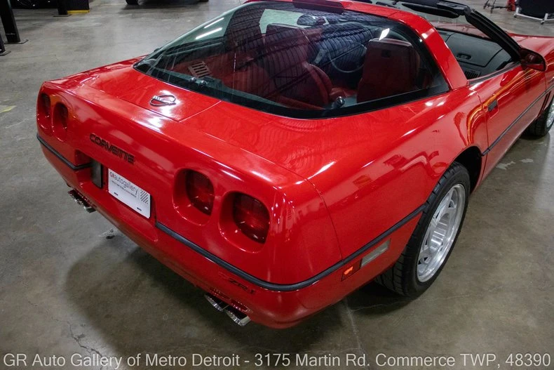 1990 Chevrolet Corvette C4 ZR1 - Image 16 of 31