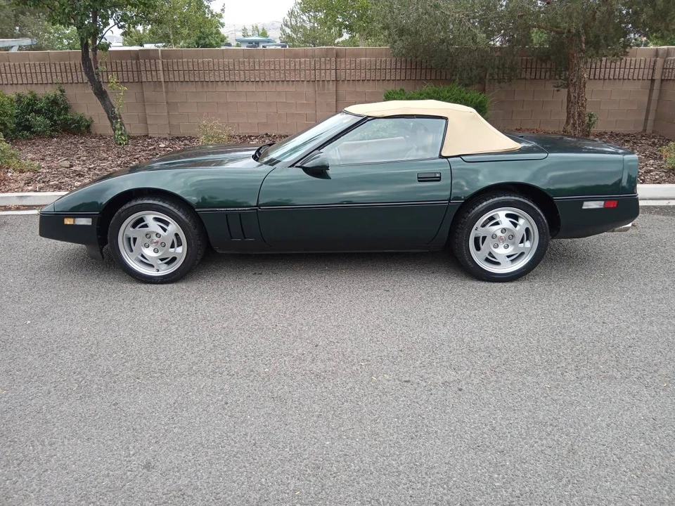 1990 Chevrolet Corvette C4 - Image 5 of 17