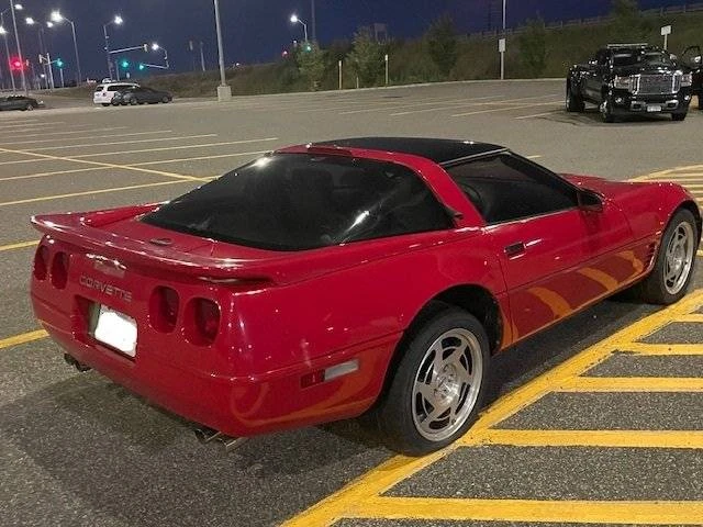 1990 Chevrolet Corvette C4 - Image 4 of 14