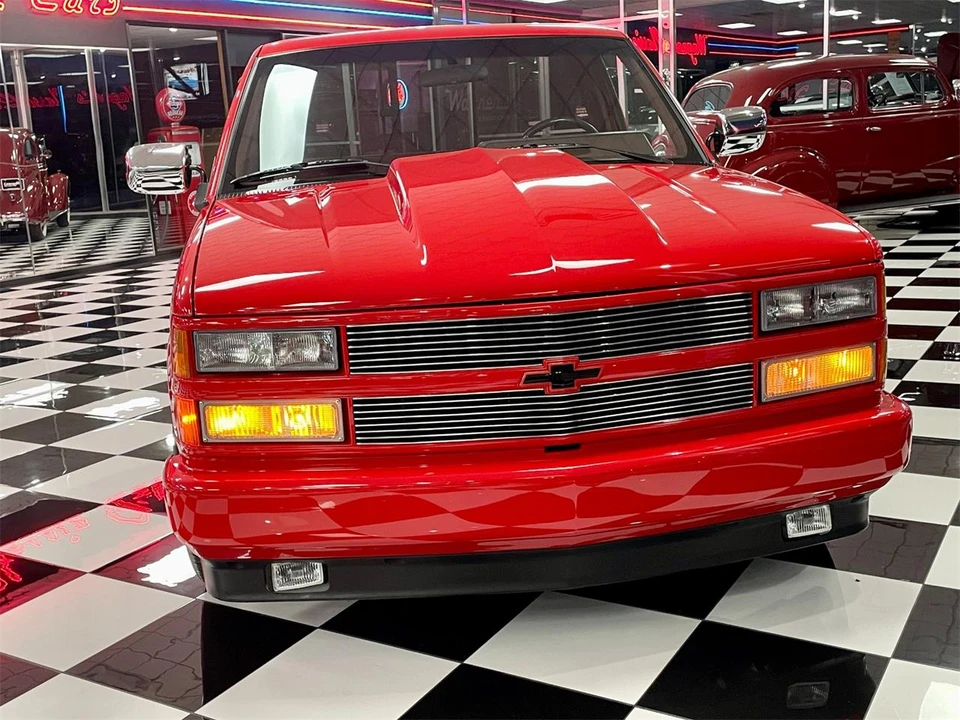 1990 Chevrolet C/K 4th Gen - Image 12 of 28